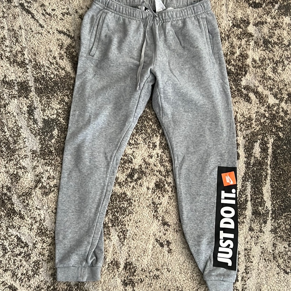 Nike joggers